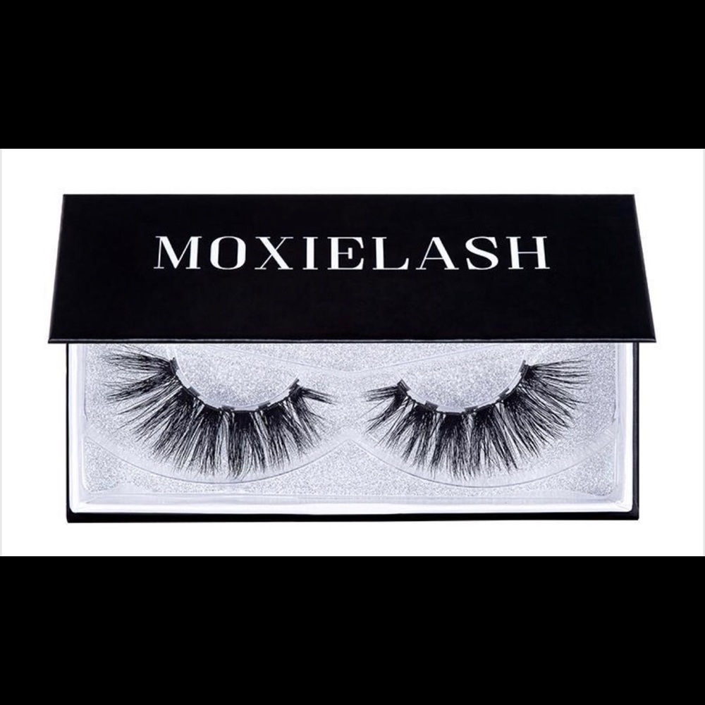 Moxie Lash - Bossy New